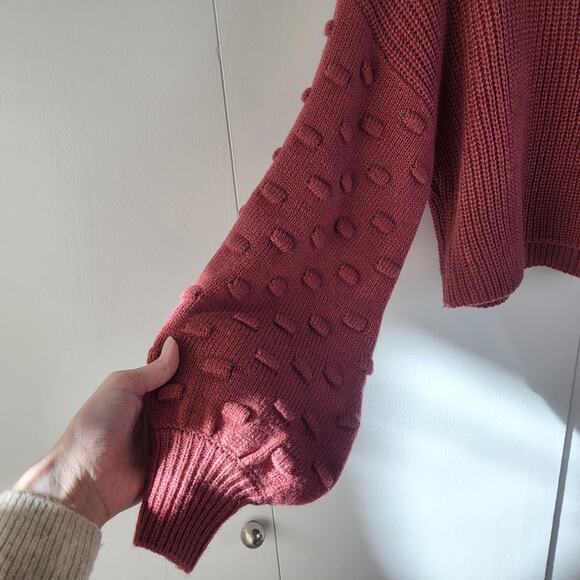 Bobble Crewneck Balloon Sleeve Textured Cropped Knit Sweater by HYFVE | M - Picture 6 of 8